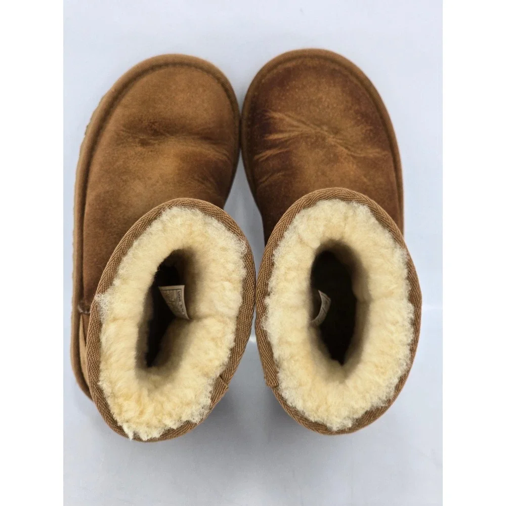 UGG Classic Short Boots Kids Size 12 Chestnut Suede Shearling 1017703K -Good
